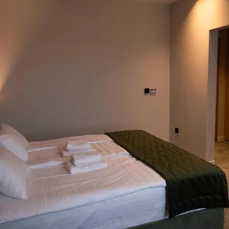 Aparthotel Gracian