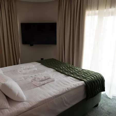 Gracian Aparthotel