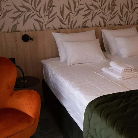 Aparthotel Gracian *