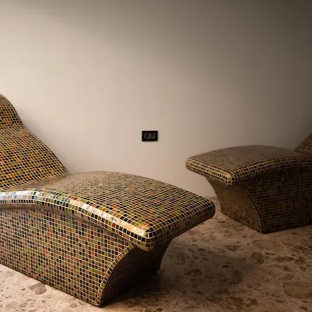 Aparthotel Gracian